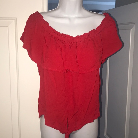 Apple red on or off shoulder top with bottom tie - Picture 1 of 6